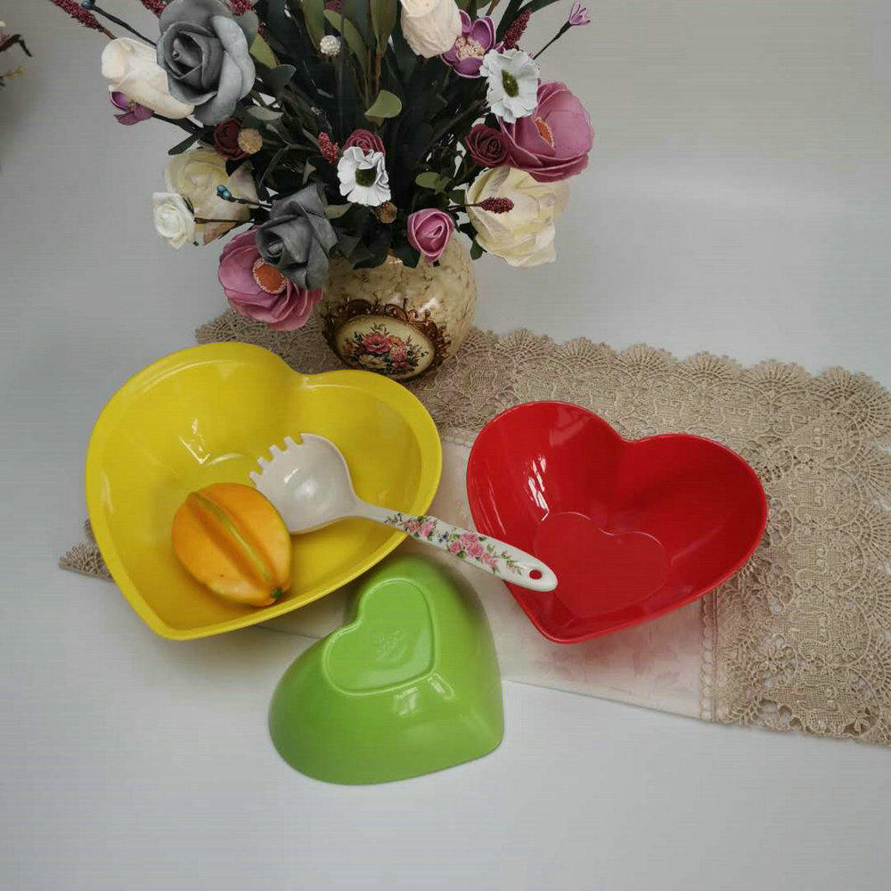 Melamine heart-shaped bowl, heart-shaped salad bowl, soup bowl, large and small heart-shaped bowl